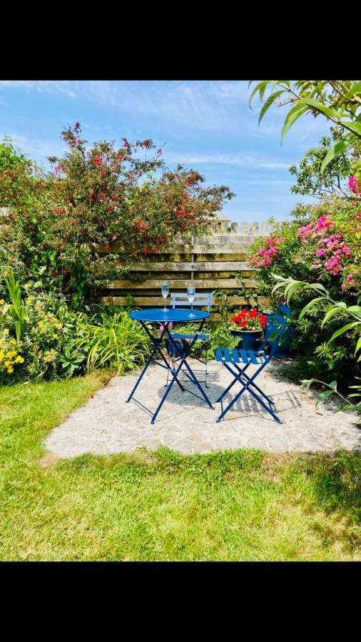 Welcoming Bungalow With Parking And Garden St Agnes  Extérieur photo